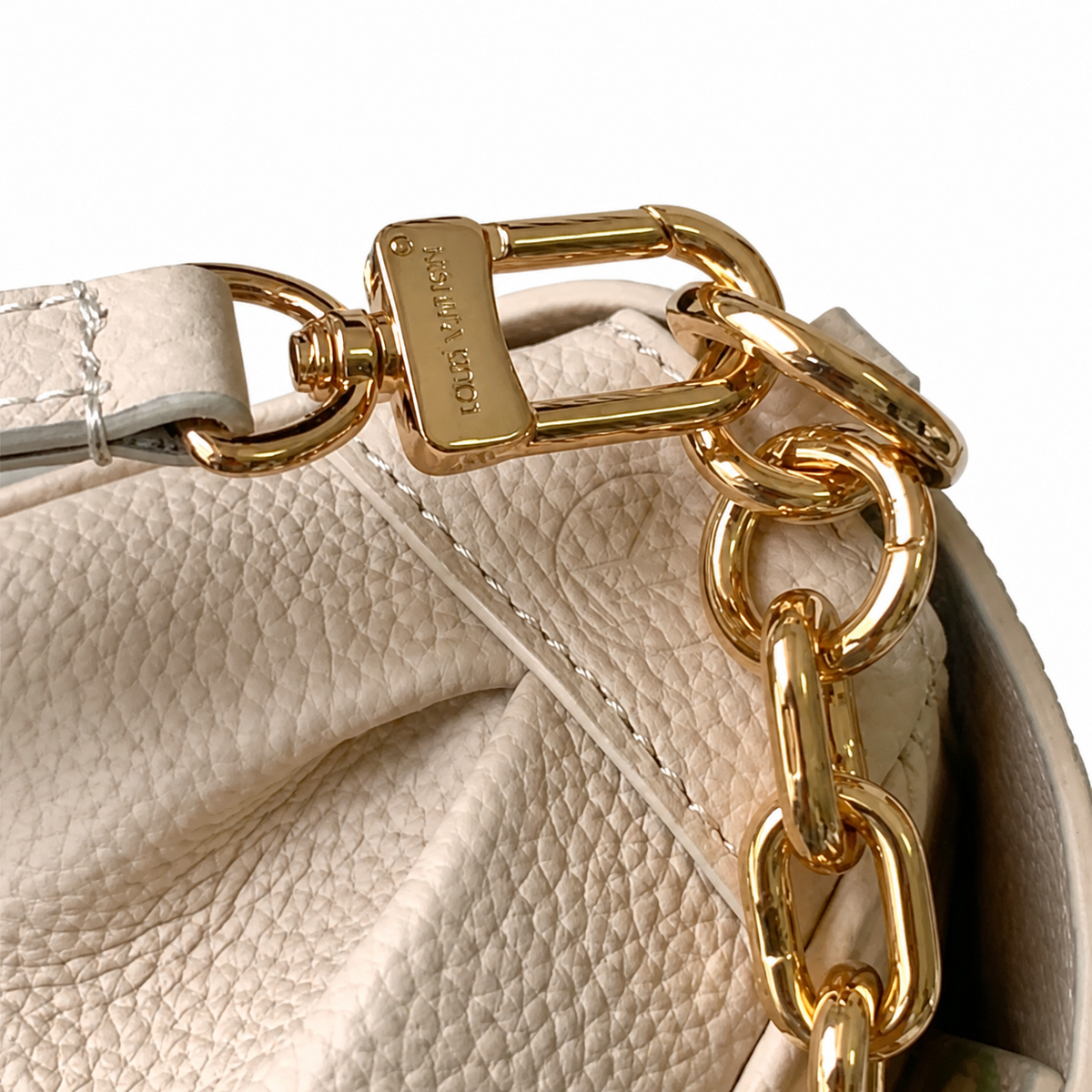 Louis Vuitton Wallet on Chain Ivy — Monogram Empreinte in Crème & Mint