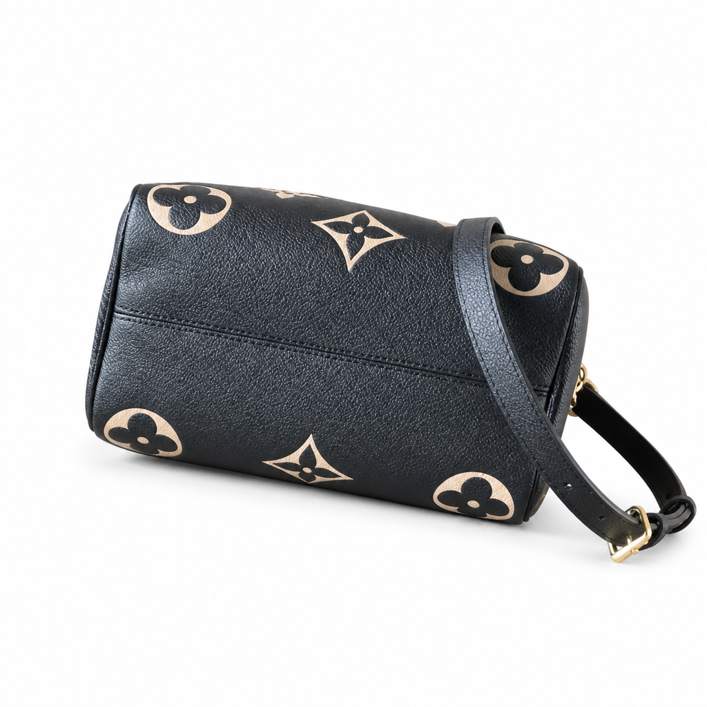 Louis Vuitton Monogram Zip Day Bag in Signature Canvas