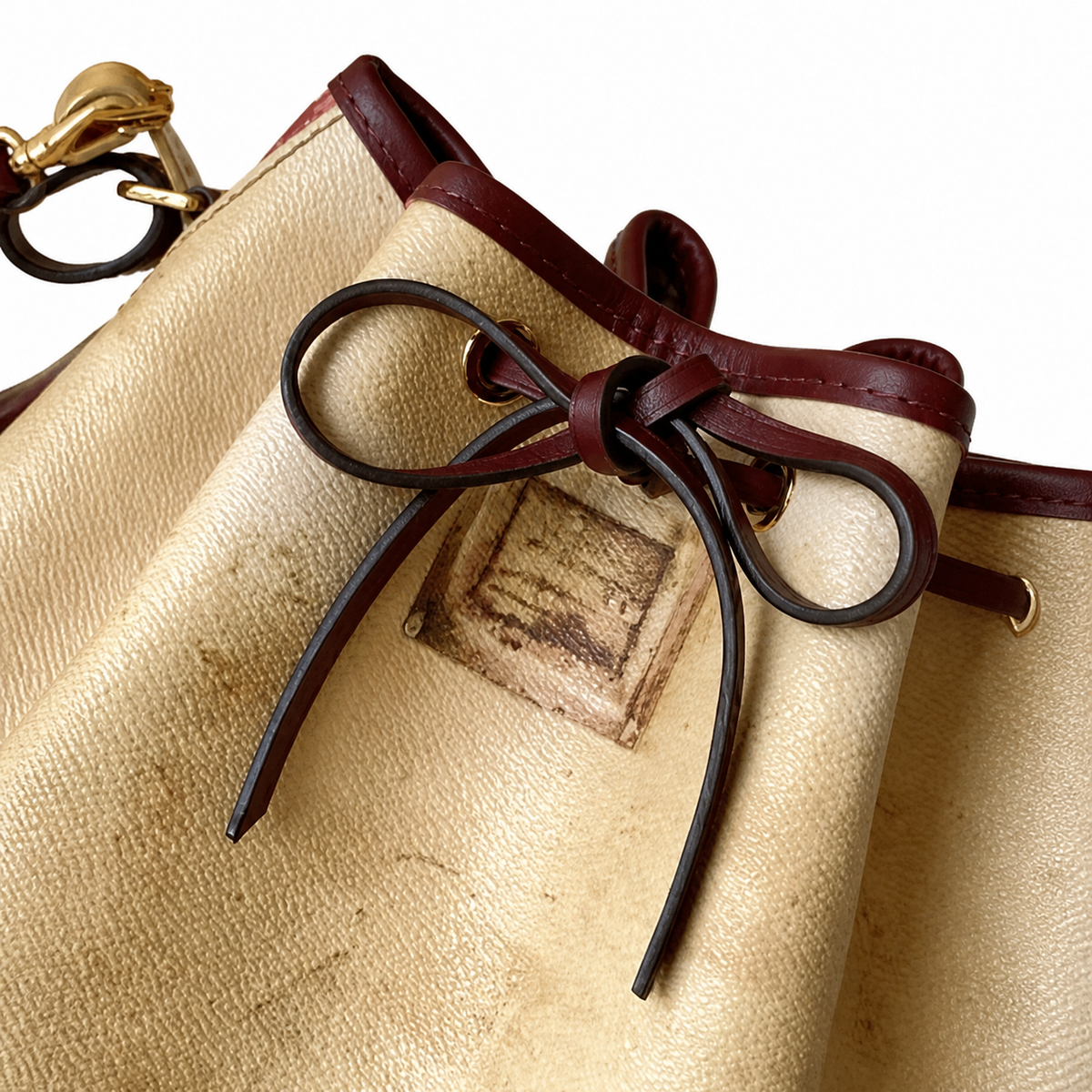 Louis Vuitton Monogram Tote Bag in Signature Canvas