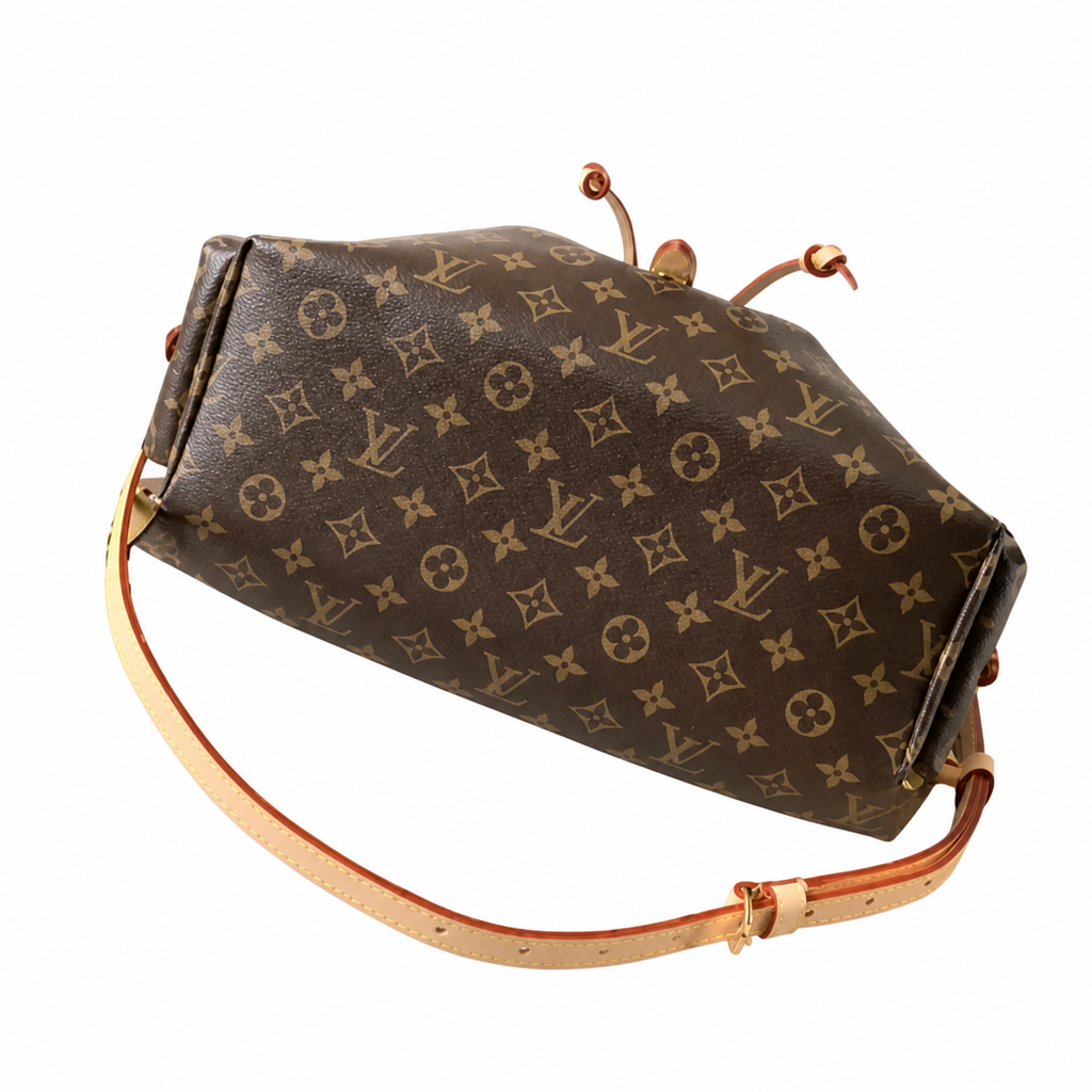 Louis Vuitton Montsouris MM — Monogram Canvas, Vachetta Trim, Front Flap Pocket & 3-in-1 Carry