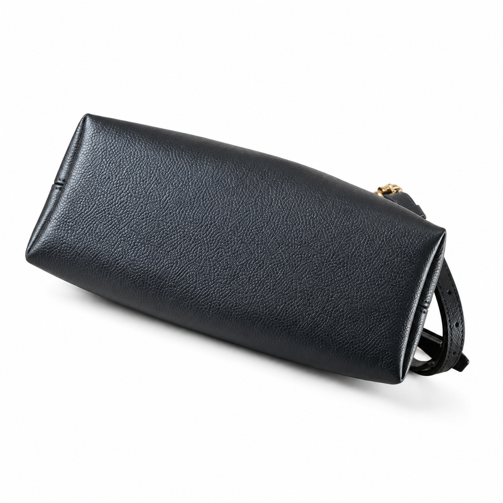 Louis Vuitton NéoNoé MM — Noir Empreinte, Gold Chain Drawstring & Tonal Black Handles