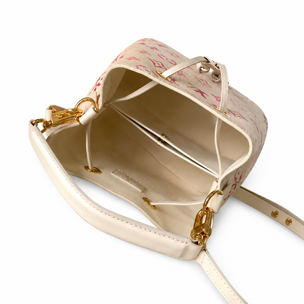 Louis Vuitton Monogram Boîte Chapeau Souple MM in Heritage Canvas