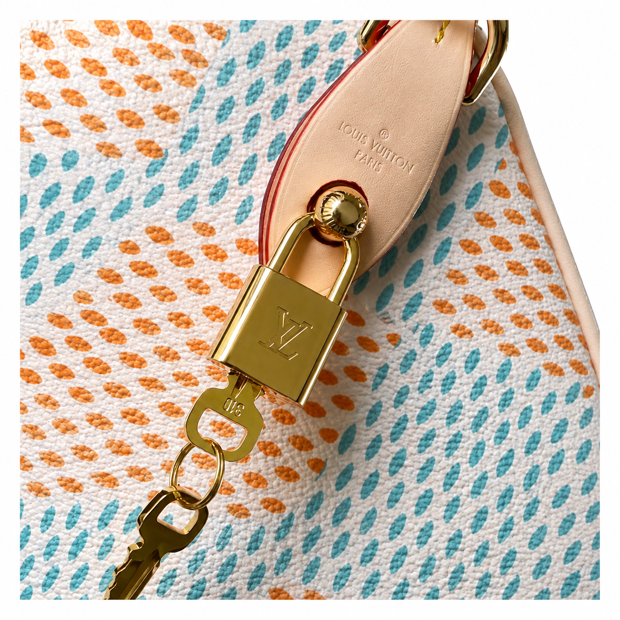 Louis Vuitton Monogram Keepall Bandoulière 45 in Signature Canvas