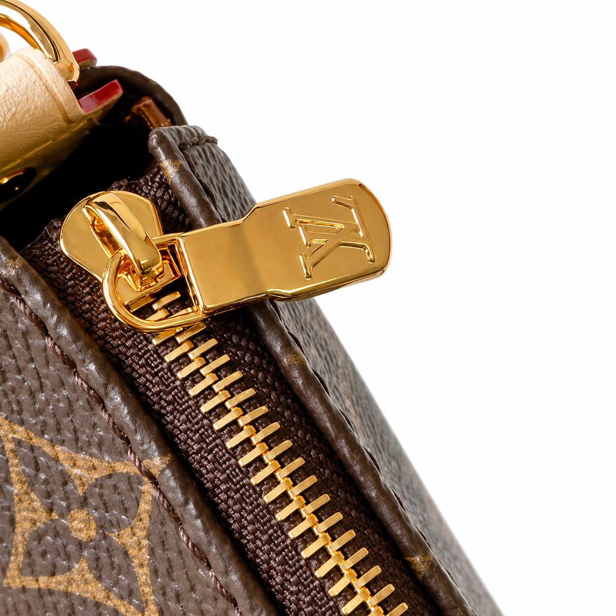 Louis Vuitton Monogram Flat Pochette