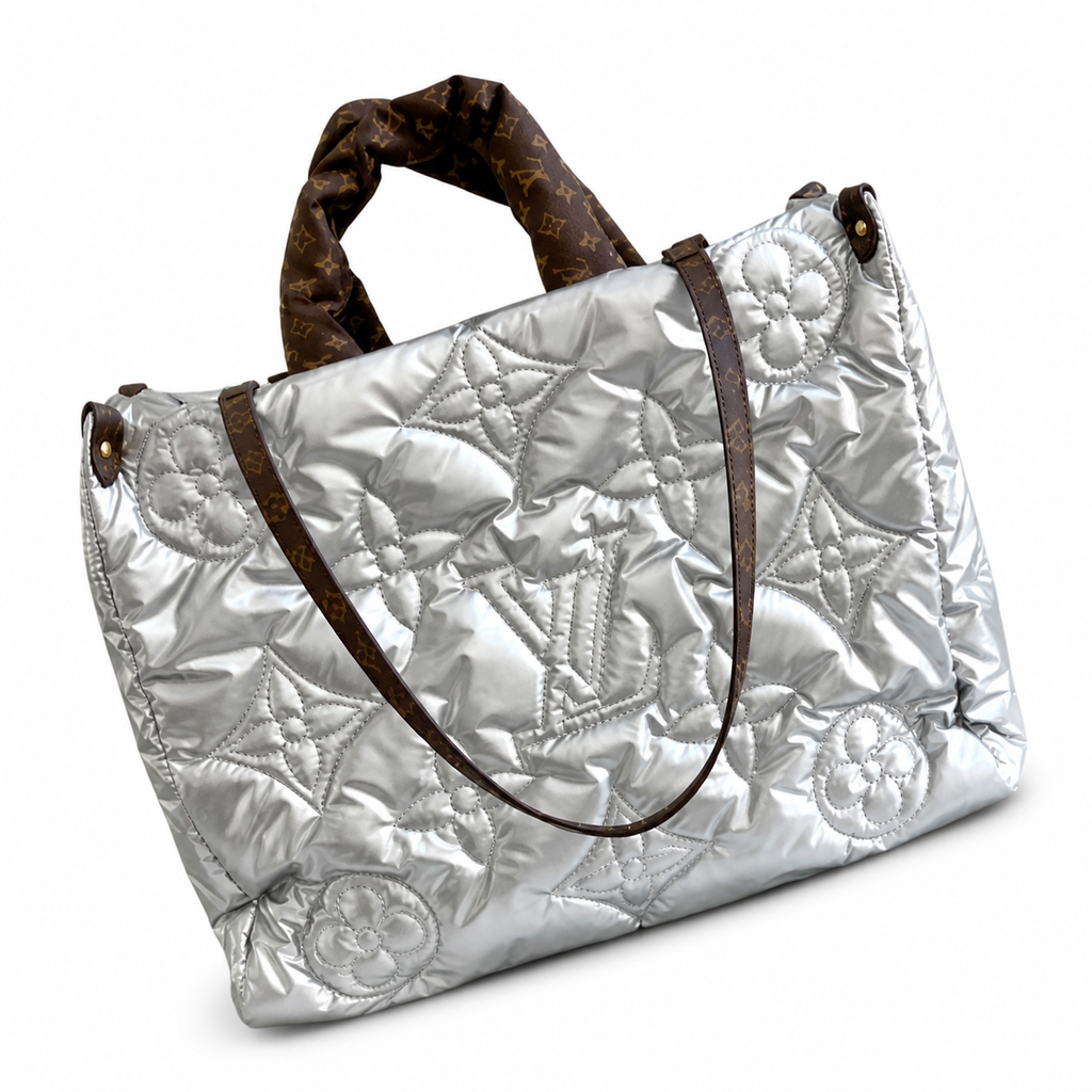Louis Vuitton Onthego GM — Pillow Quilted Nylon in Silver