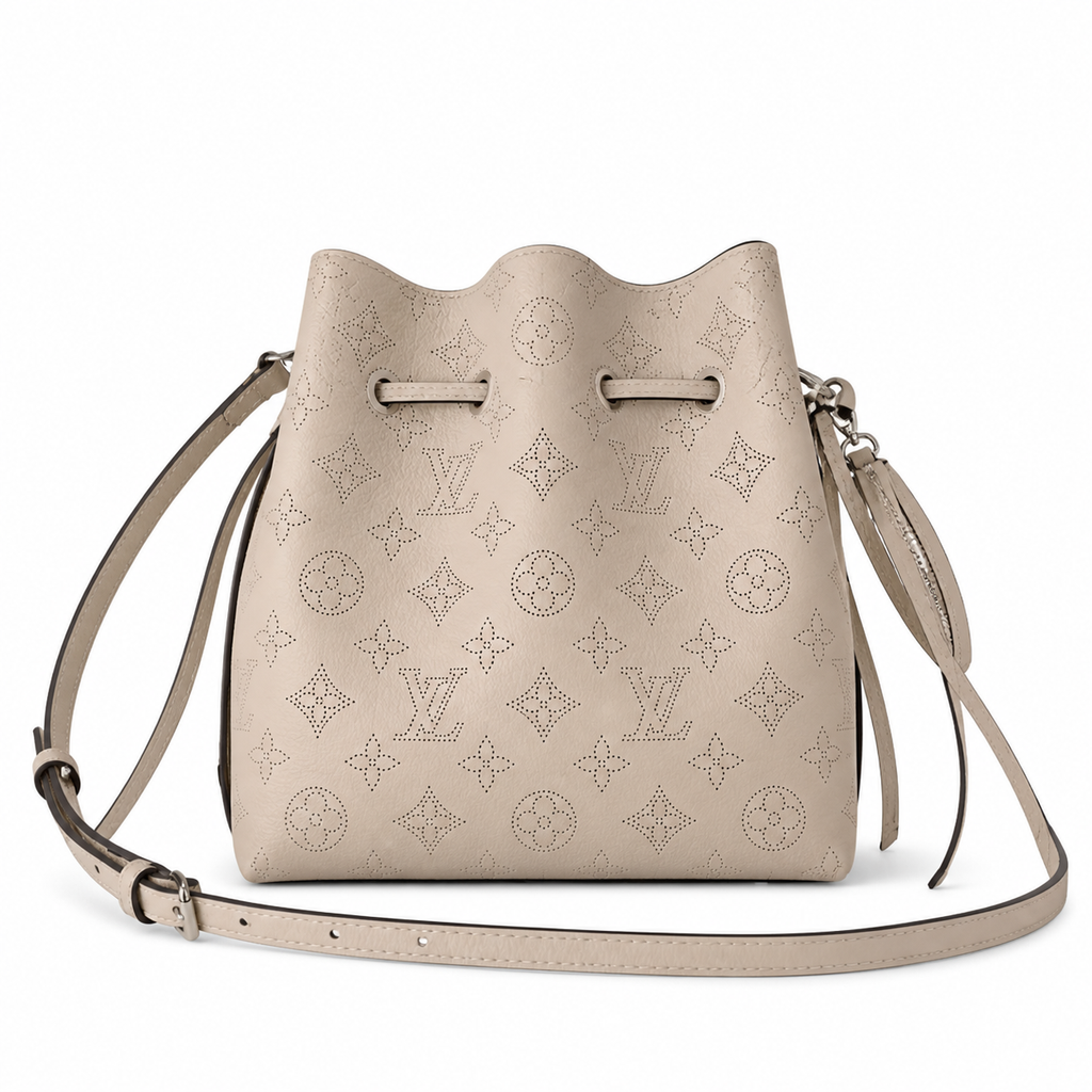 Louis Vuitton Mahina Mini Bucket — Crème Ivoire Perforated, Silver Chain, Drawstring & Round Coin Purse Set
