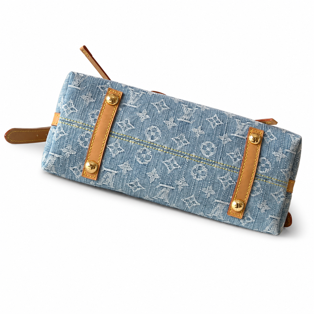 Louis Vuitton Monogram Fleur Shoulder Bag