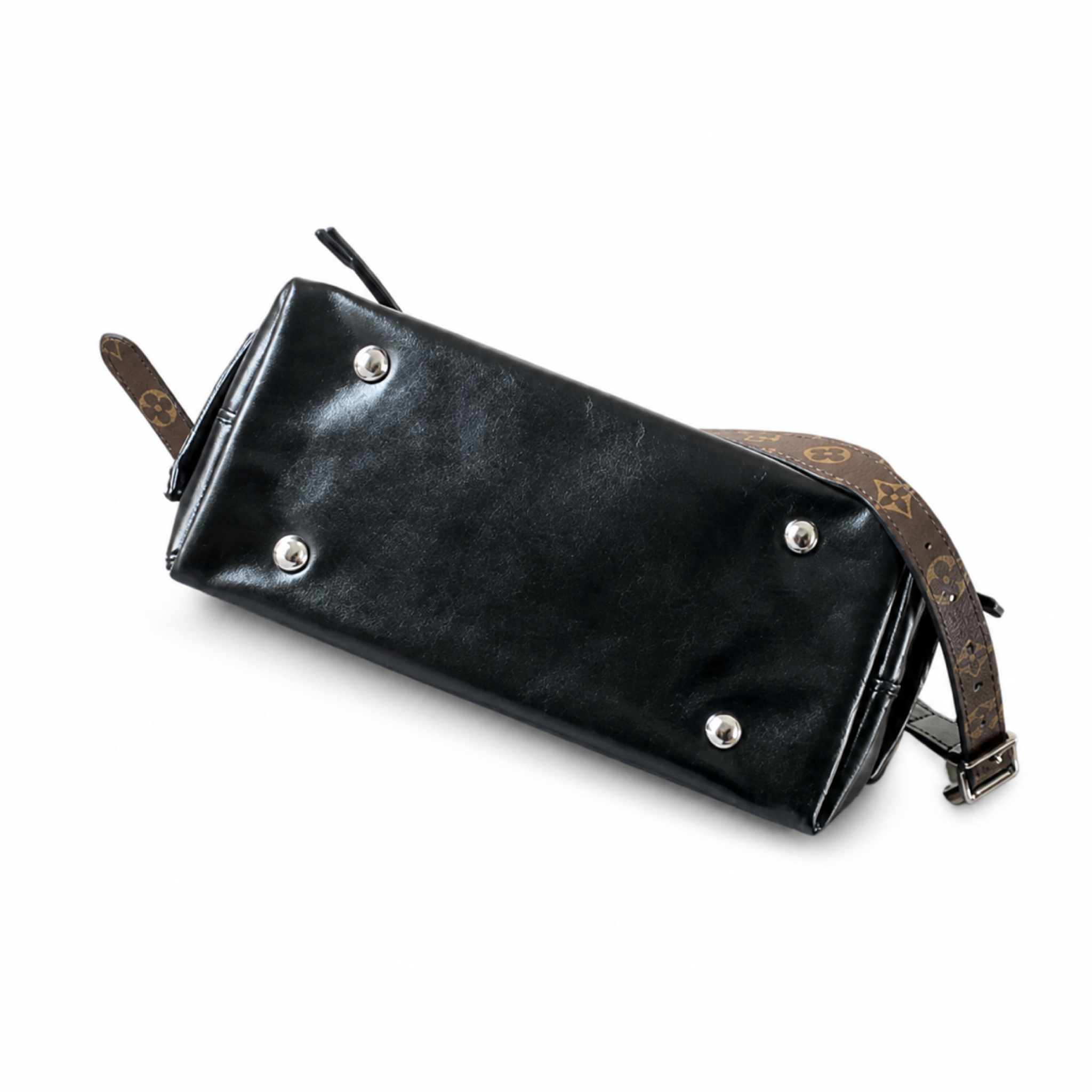 Louis Vuitton Large Shoulder Bag — Noir Glazed Calfskin, Silver Chain Edge Trim & Empreinte Strap
