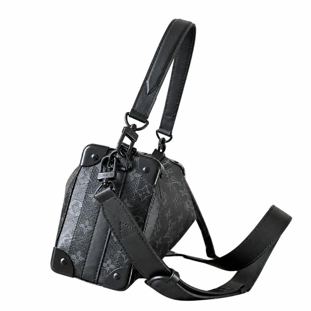 Louis Vuitton Monogram Pochette Crossbody Bag