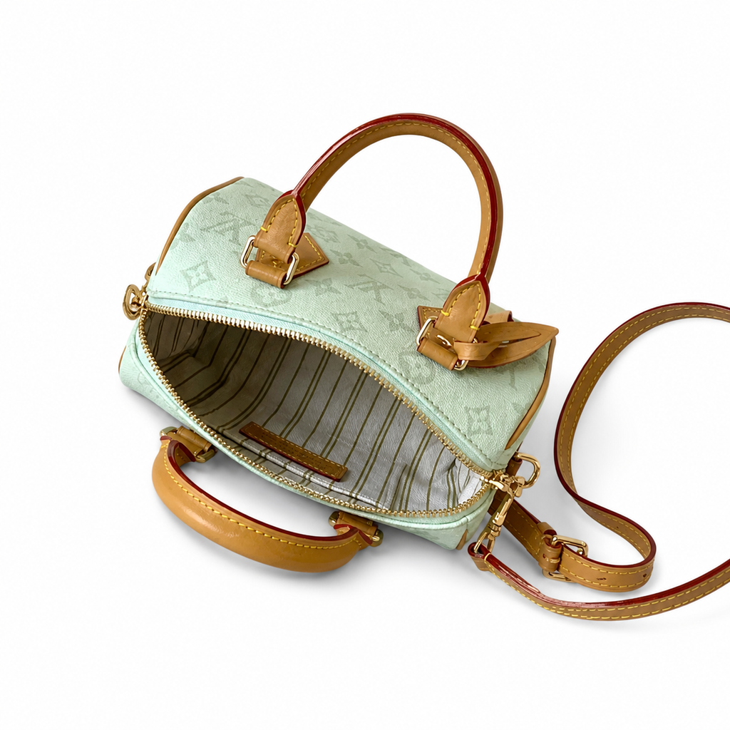 Louis Vuitton Monogram Crossbody Bag in Classic Canvas