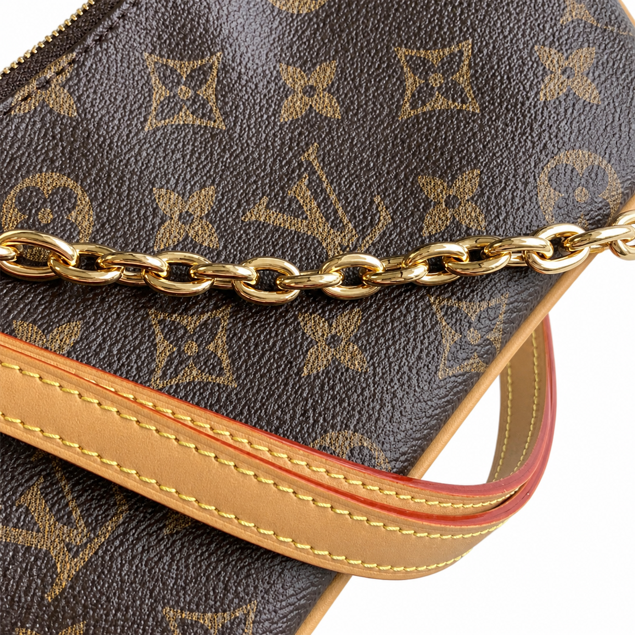 Louis Vuitton Pochette Métis — Monogram Canvas, Wide Vachetta & Gold Chain