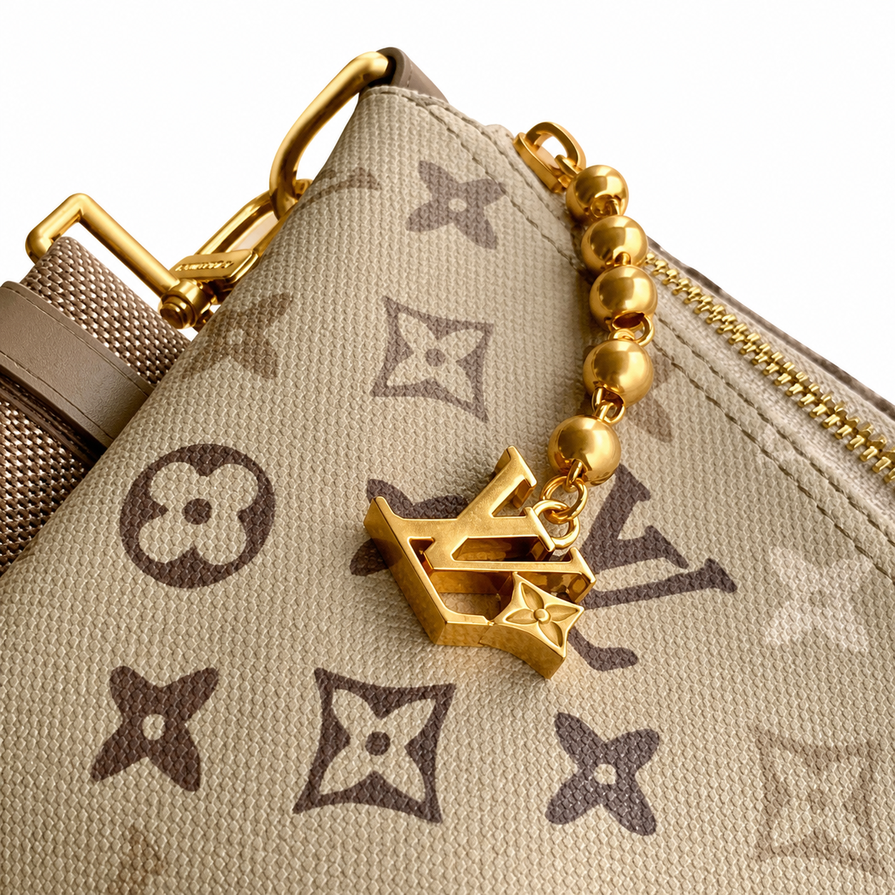 Louis Vuitton Monogram Oversized Flat Tote Bag