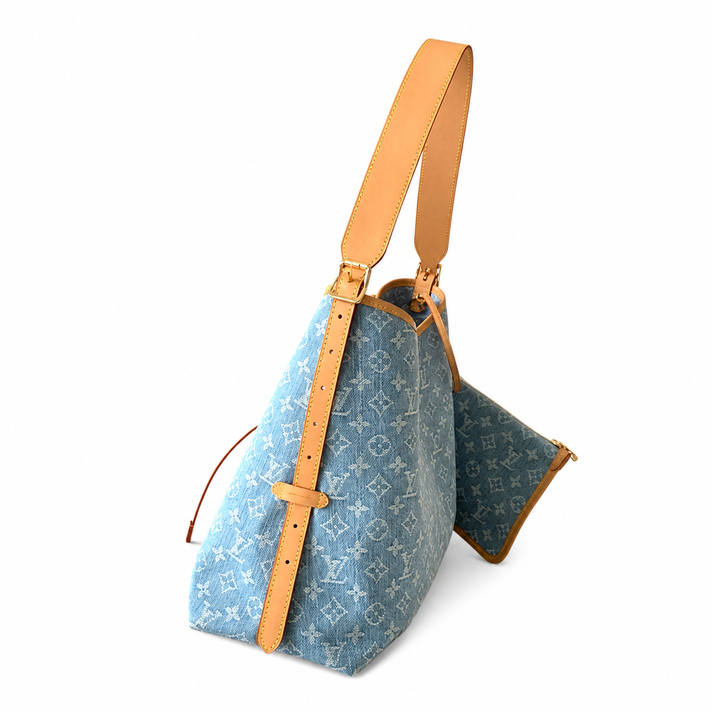 Louis Vuitton Monogram Soirée Shoulder Bag