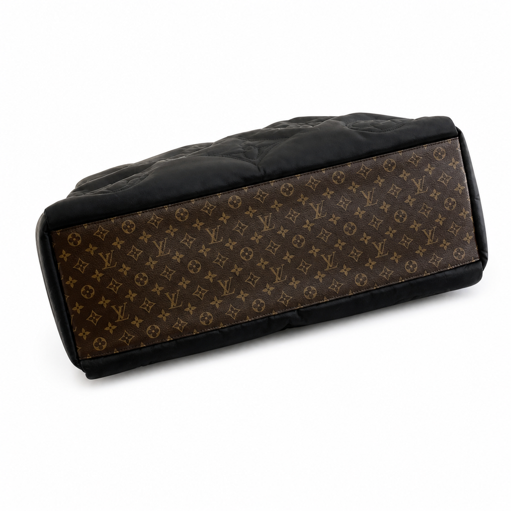Louis Vuitton Onthego GM — Pillow Quilted Nylon in Black