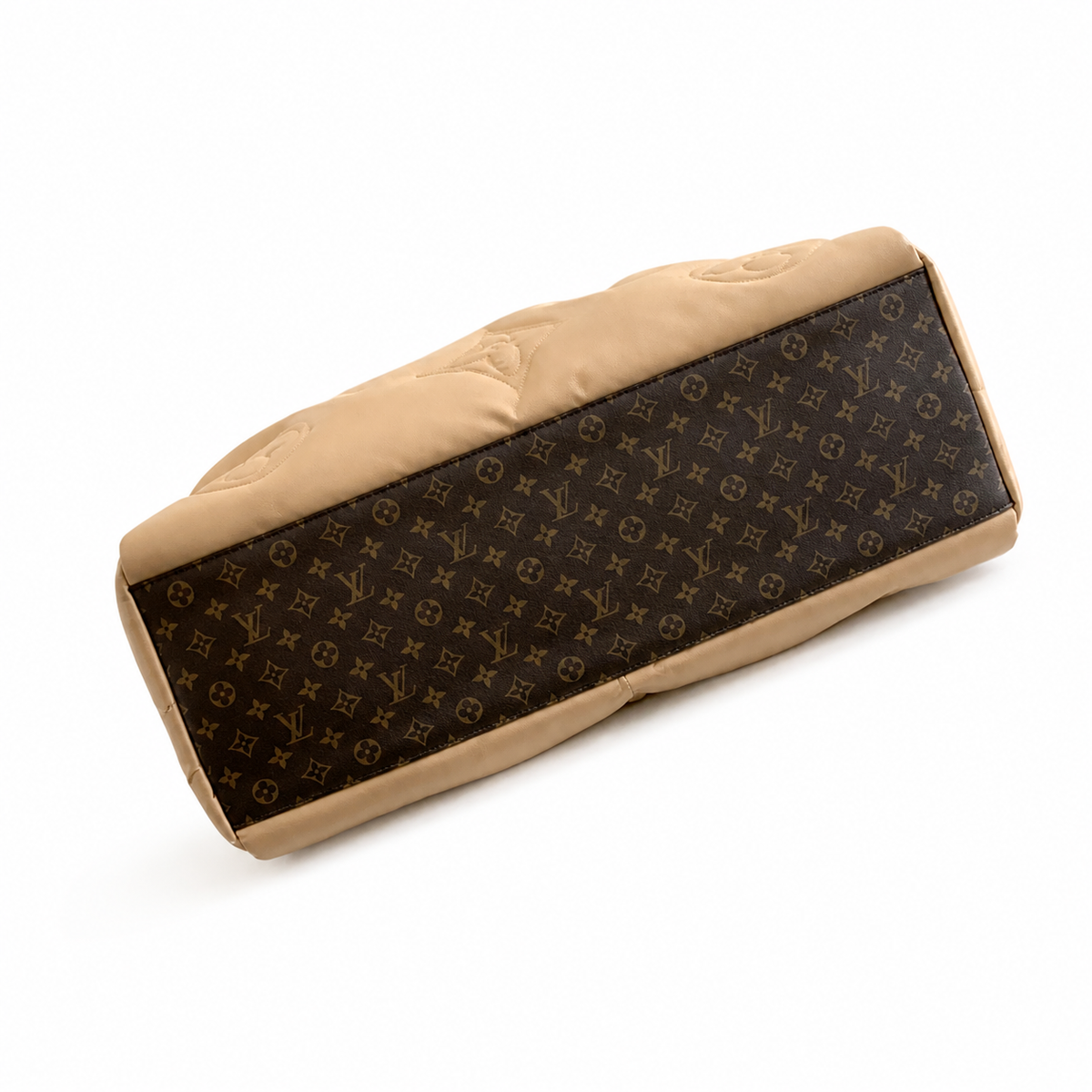 Louis Vuitton Onthego GM — Pillow Quilted Nylon in Dune