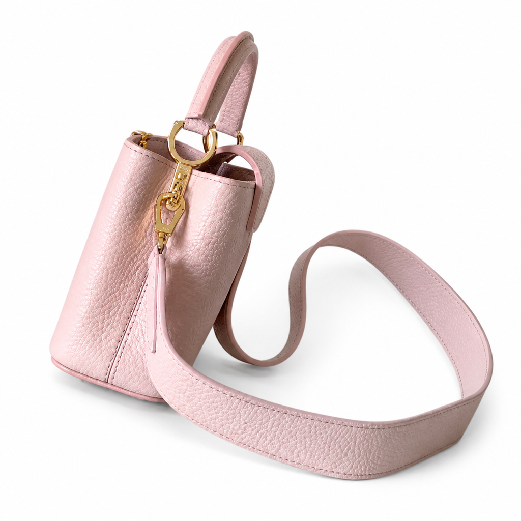 Louis Vuitton Epi Dauphine MM Noir