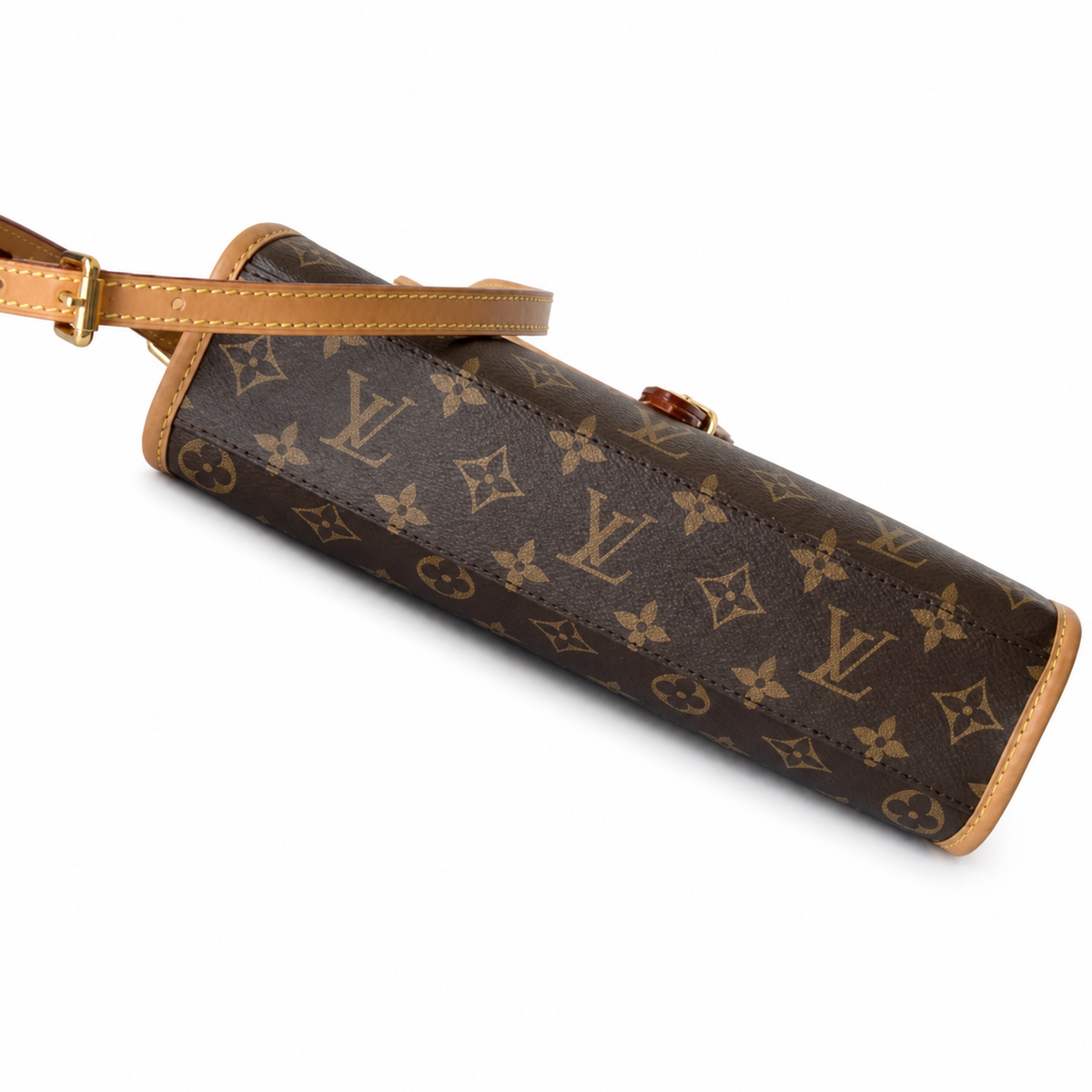 Louis Vuitton Monogram Messenger Crossbody Bag in Heritage Canvas