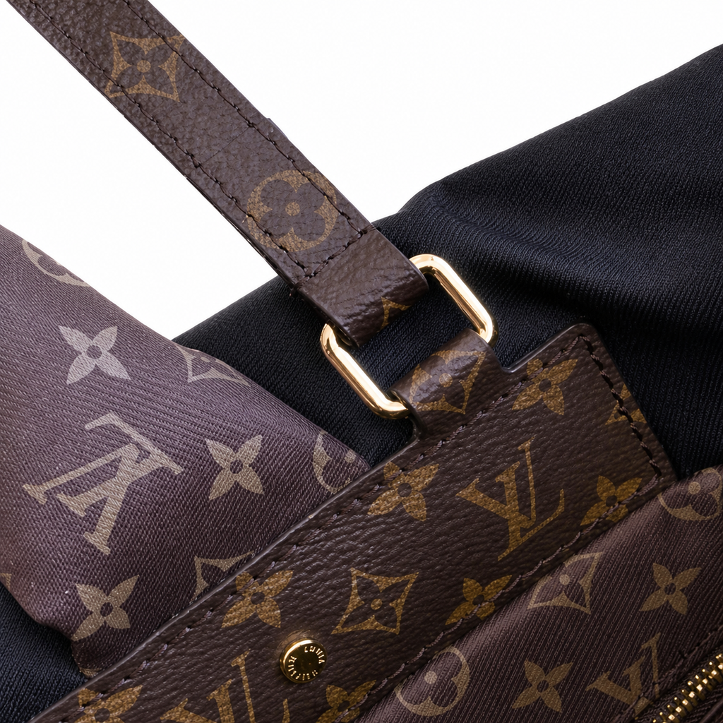 Louis Vuitton Onthego GM — Pillow Quilted Nylon in Black