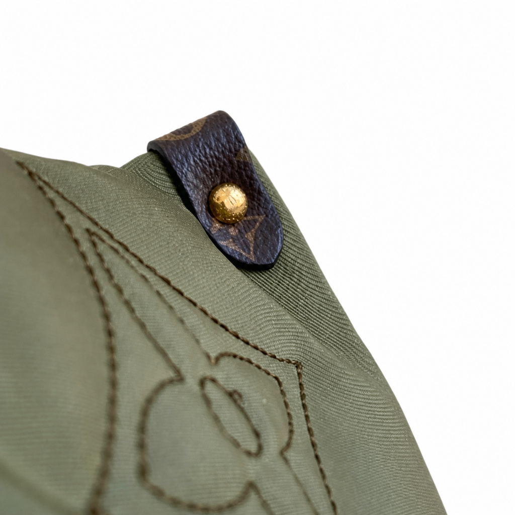 Louis Vuitton Onthego GM — Pillow Quilted Nylon in Khaki
