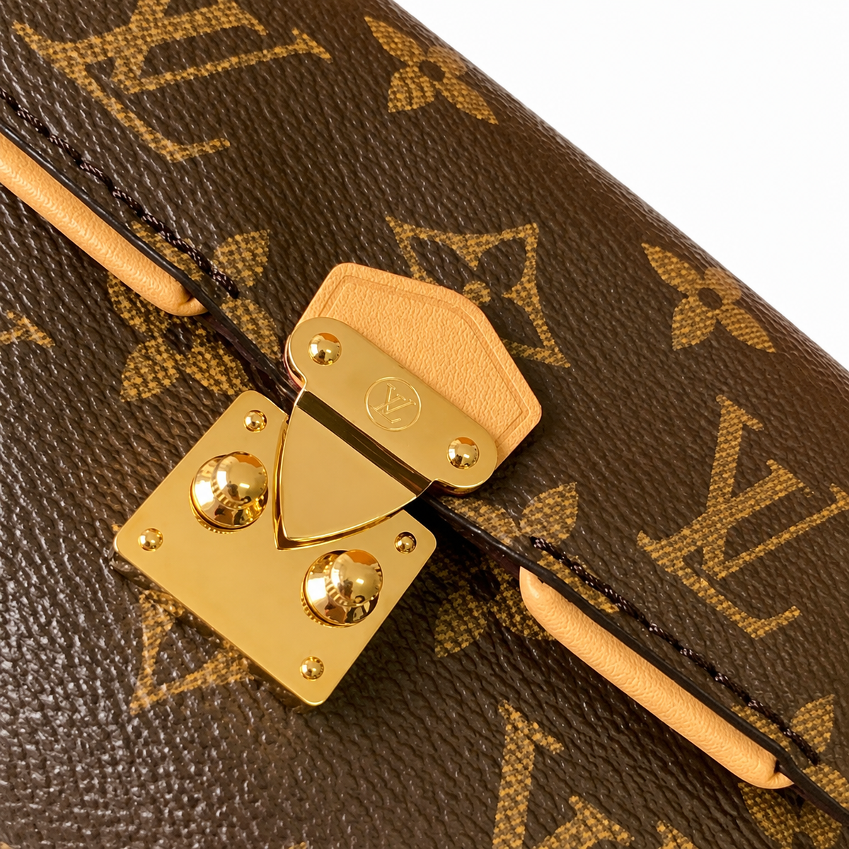 Louis Vuitton Monogram Mini Pochette