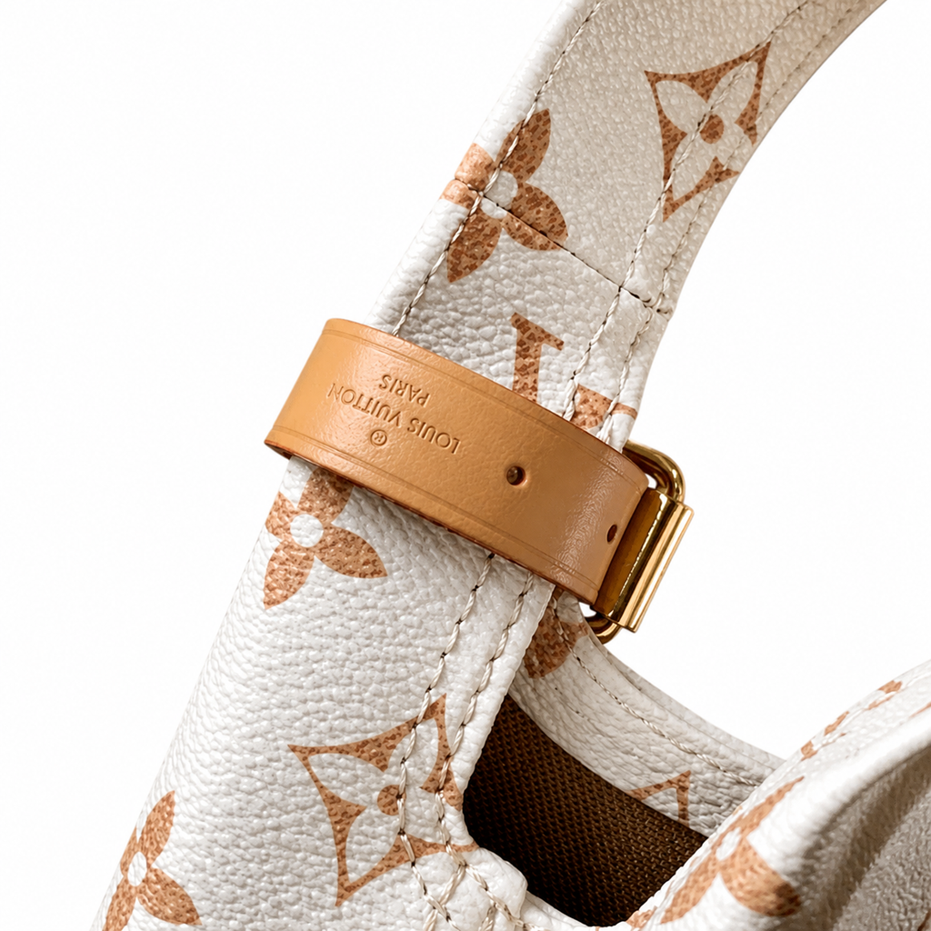 Louis Vuitton Monogram Dauphine Mini