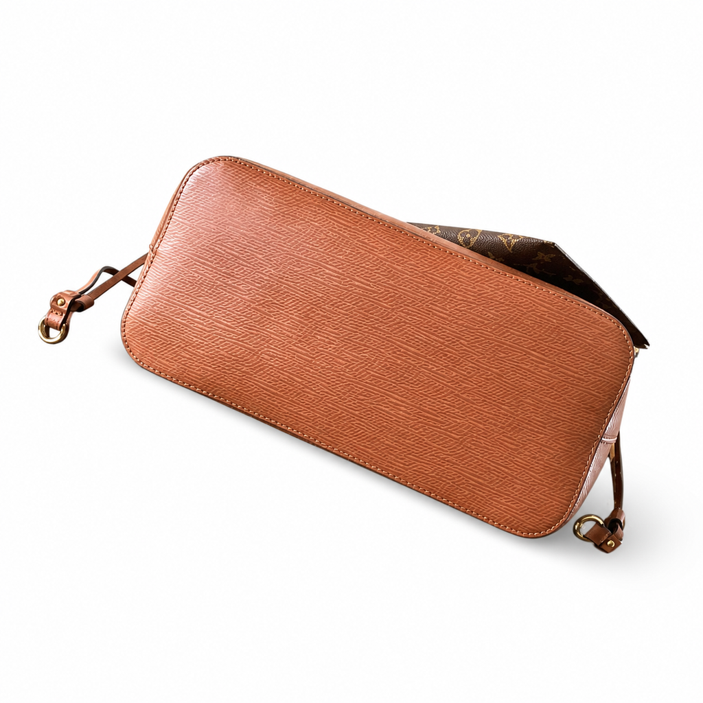 Louis Vuitton Monogram OnTheGo MM
