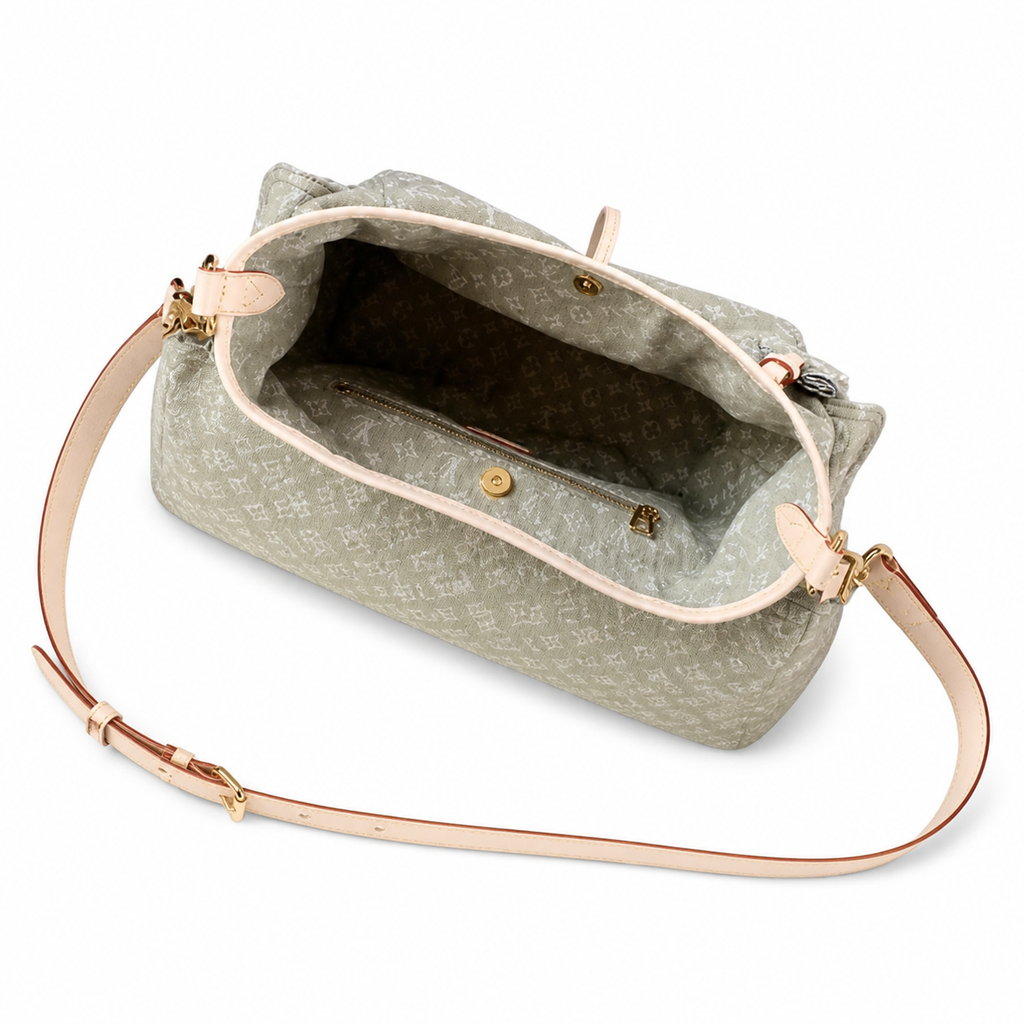Louis Vuitton Monogram Promenade Shoulder Bag