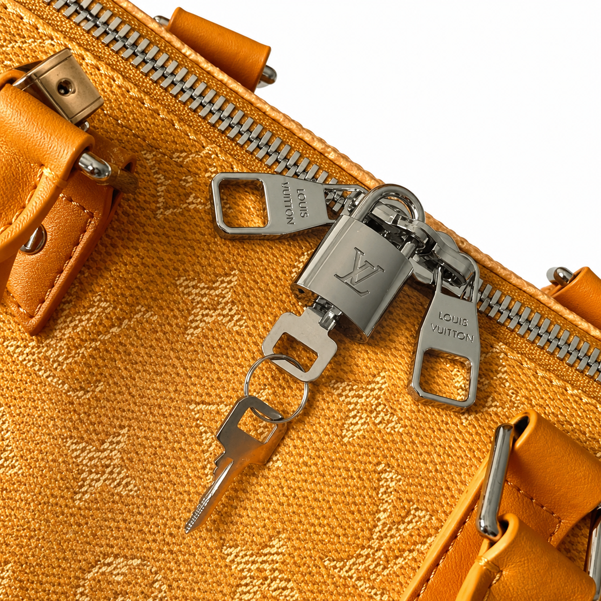 Louis Vuitton Monogram Heritage Weekender